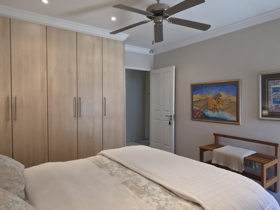 3 Bedroom Property for Sale in Wavecrest Eastern Cape